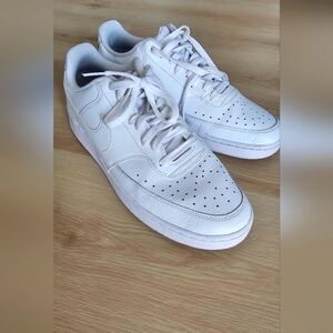 Men's White Nike Sneakers Courtvision